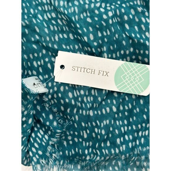 NWT RockFlowerPaper Oblong Scarf - Picture 4 of 5